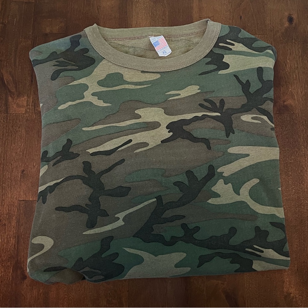 Vintage camo long sleeve shirt